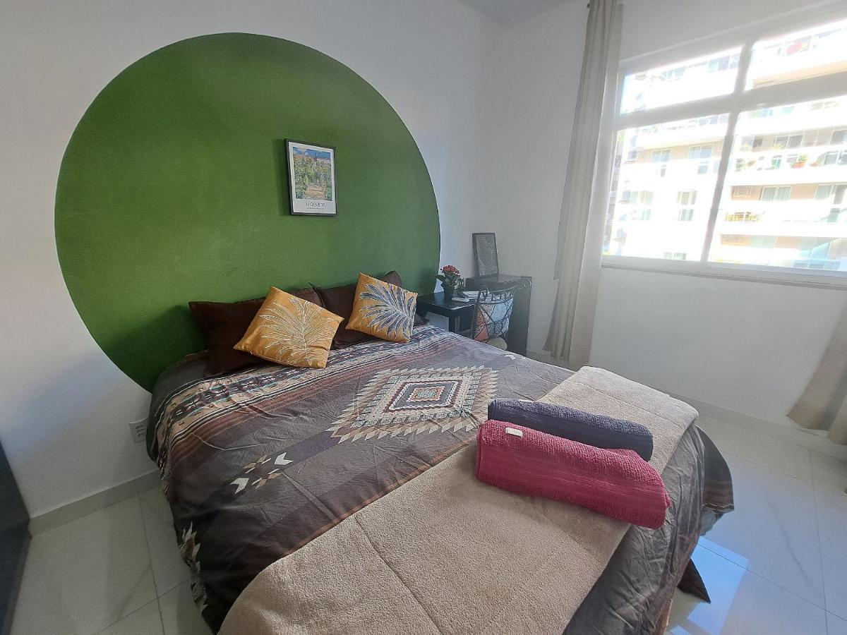 Quarto Privativo No Melhor De Botafogo Com Anfitria - Home With Host Рио-де-Жанейро Экстерьер фото